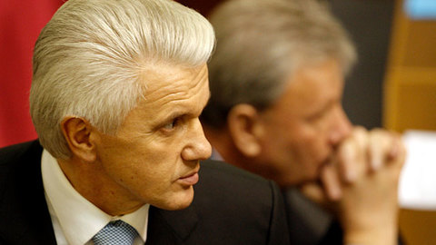 Спикер Литвин подписал закон о русском языке