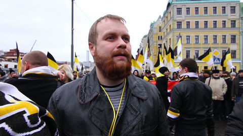 Лидера "Русских" вызвали в полицию за акцию после суда над Мирзаевым