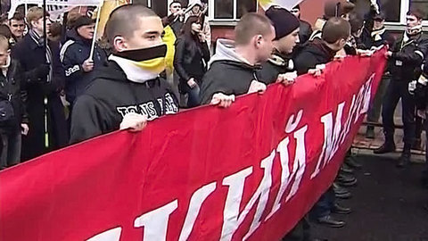 12 участников красноярского "Русского марша" задержаны полицией