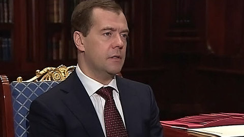 Медведев предлагает упростить процедуру думских выборов