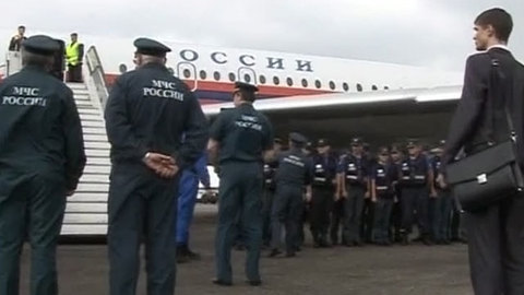Из Индонезии вернулись российские спасатели