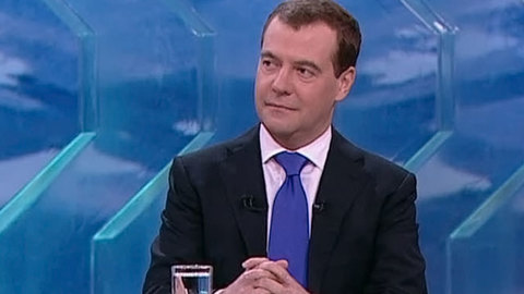 Медведев: не нужно демонизировать американцев