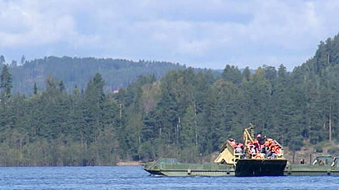 В Норвегии унесло в море двух членов съемочной группы