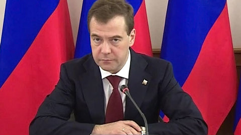 Медведев уволил еще пять генералов МВД