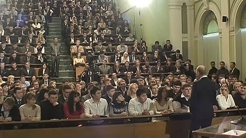 Президент хочет изменить систему военной подготовки в вузах
