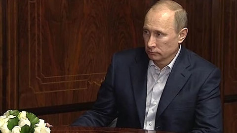 Путин приступает к консультациям по будущему правительству