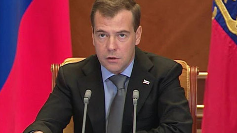 Медведев надеется на плодотворное сотрудничество государства и церкви