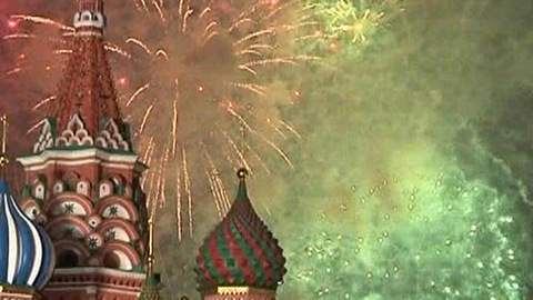 ВЦИОМ: 1% россиян затруднился ответить, как встретил Новый год