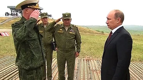 Путин на Сахалине: президент посмотрел учения и проверил энергетику