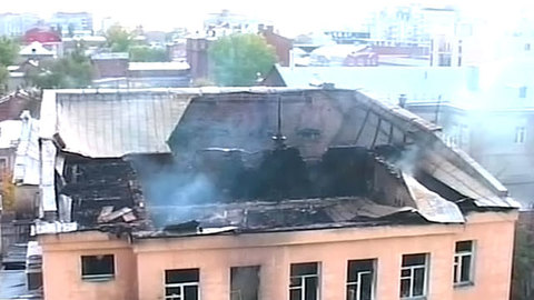 Пожар в саратовском театре: детей-инвалидов едва успели вывести из зала