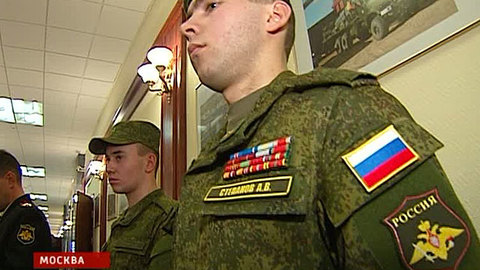 Новый гардероб военных должен устроить всех