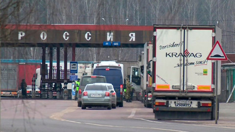 Bloomberg: Россия наращивает войска на границе с Украиной