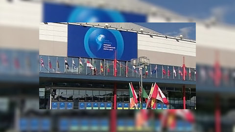 В Ярославле Зюганов пожал руку Жириновскому