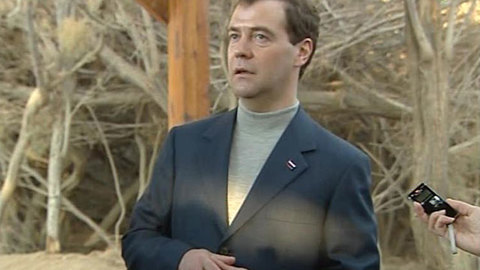 Медведев: Россия по сути уже имеет дипломатические отношения с Палестиной