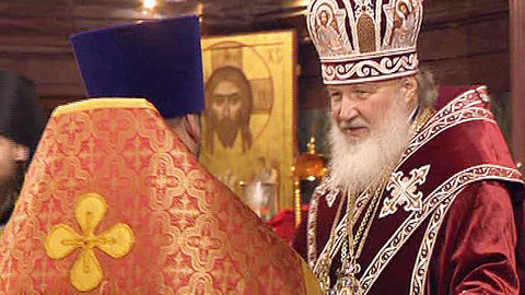 Патриарх Кирилл завершил ночное Пасхальное богослужение