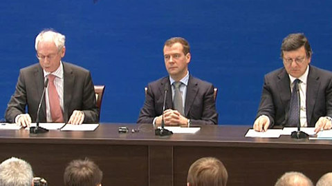 Медведев: Россия готова возобновить поставки овощей из Евросоюза