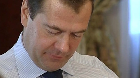 Медведев присвоил звания генералов полиции ряду сотрудников МВД