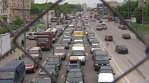 С пробками в Москве предлагают бороться с воздуха