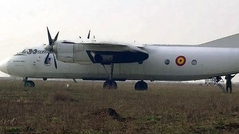 В Югре Ан-24 вынужденно приводнился на поверхность Оби. Трое погибших