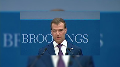 Дмитрий Медведев: вопрос о вступлении России в ВТО сильно политизирован