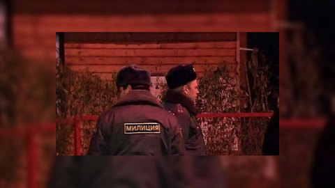 Храм, в котором убили отца Даниила, усыпан цветами