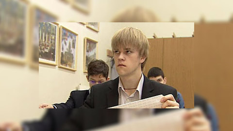В школах России начались первые выпускные экзамены 2010 года