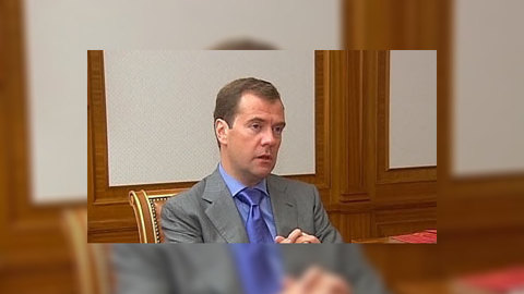 Фурсенко возьмет на контроль подготовку школ в пострадавших от пожаров регионах