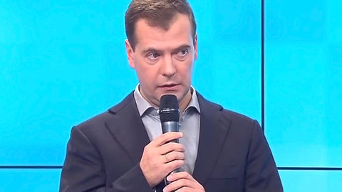 Медведев: интерес к современному искусству необходим каждому