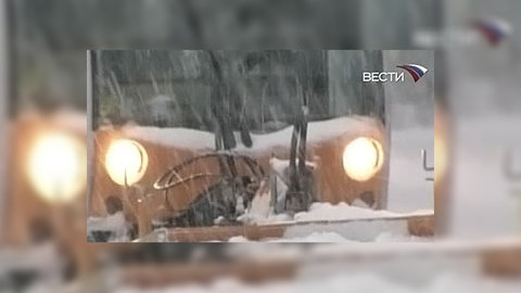 Лужков требует оперативно найти убийцу водителя снегоуборщика