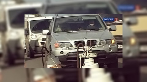 Пробка на Ленинградке уравняла автомобилистов и машины с мигалками