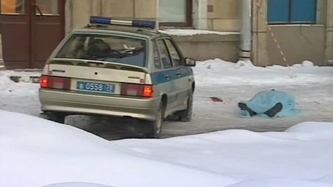 Новой жертвой "ледовой блокады" Петербурга стал рабочий
