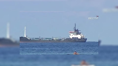 В Аденском заливе предотвращена попытка захвата судна