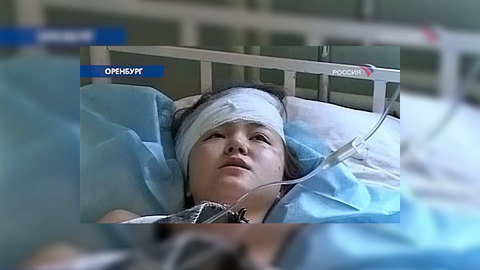 Пострадавшие при обрушении школы девочки идут на поправку