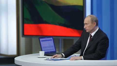 Дольше всего Владимир Путин отвечал на вопросы о кризисе