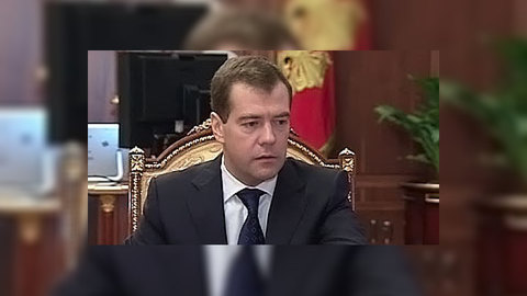 "Индепендент": Медведев обещает новую эру российской демократии