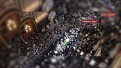 В Елоховском соборе пройдет первая после погребения панихида по Алексию II