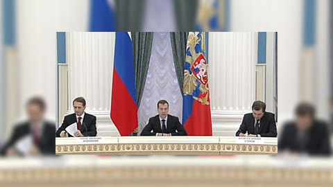 Медведев: на акционирование госкорпораций в конкурентной части экономики нужно пойти