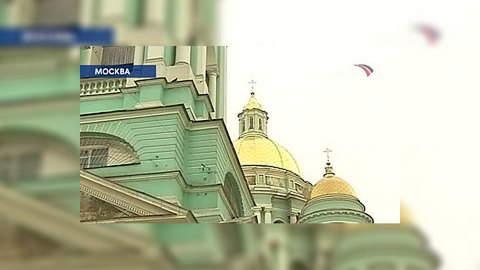 Елоховский собор не вместил всех желающих почтить память Алексия Второго