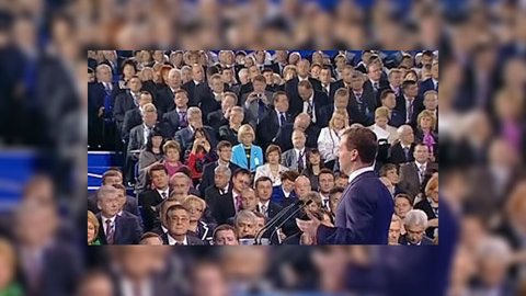 Медведев призвал "Единую Россию" к переменам