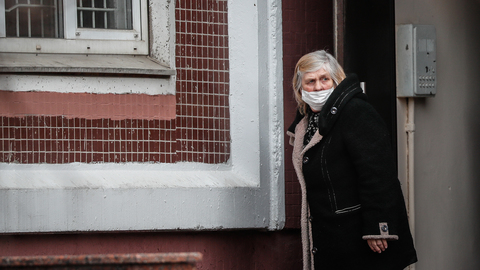 Голикова объяснила, почему власти "заперли" людей