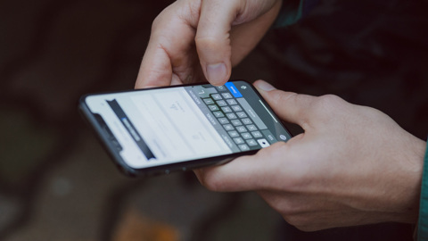 Песков пояснил сообщения о запрете iPhone для чиновников