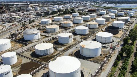 США вывезли из Сирии нефть и пшеницу