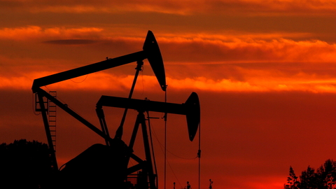 Запасы нефти в США за неделю снизились, добыча не изменилась