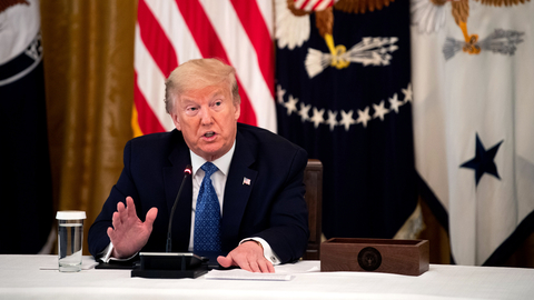 Трамп изменил отношение к торговой сделке с Китаем из-за пандемии