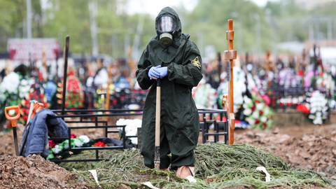 Reuters: число погибших от COVID-19 превысило три миллиона