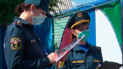 На территории России продолжается борьба с природными пожарами