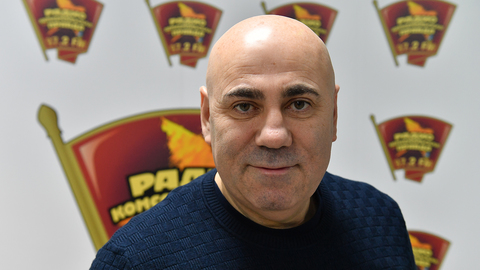 Пригожин померился шпагатом с Волочковой