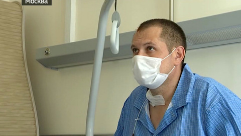 Раненые на Ленинском проспекте полицейские идут на поправку