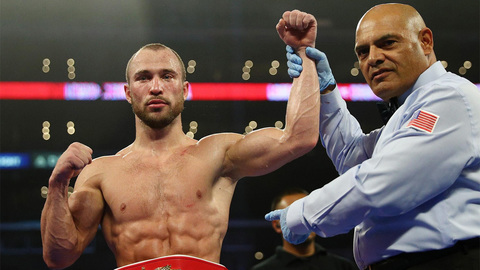 Боксер Беспутин завоевал пояс WBC, нокаутировав Пинтору