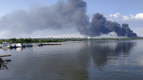 В Самаре оценят экологический ущерб от пожара на складе ПВХ